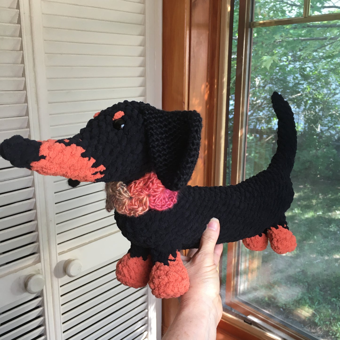 BONNIE TOUTOU, peluche teckel ultra longue