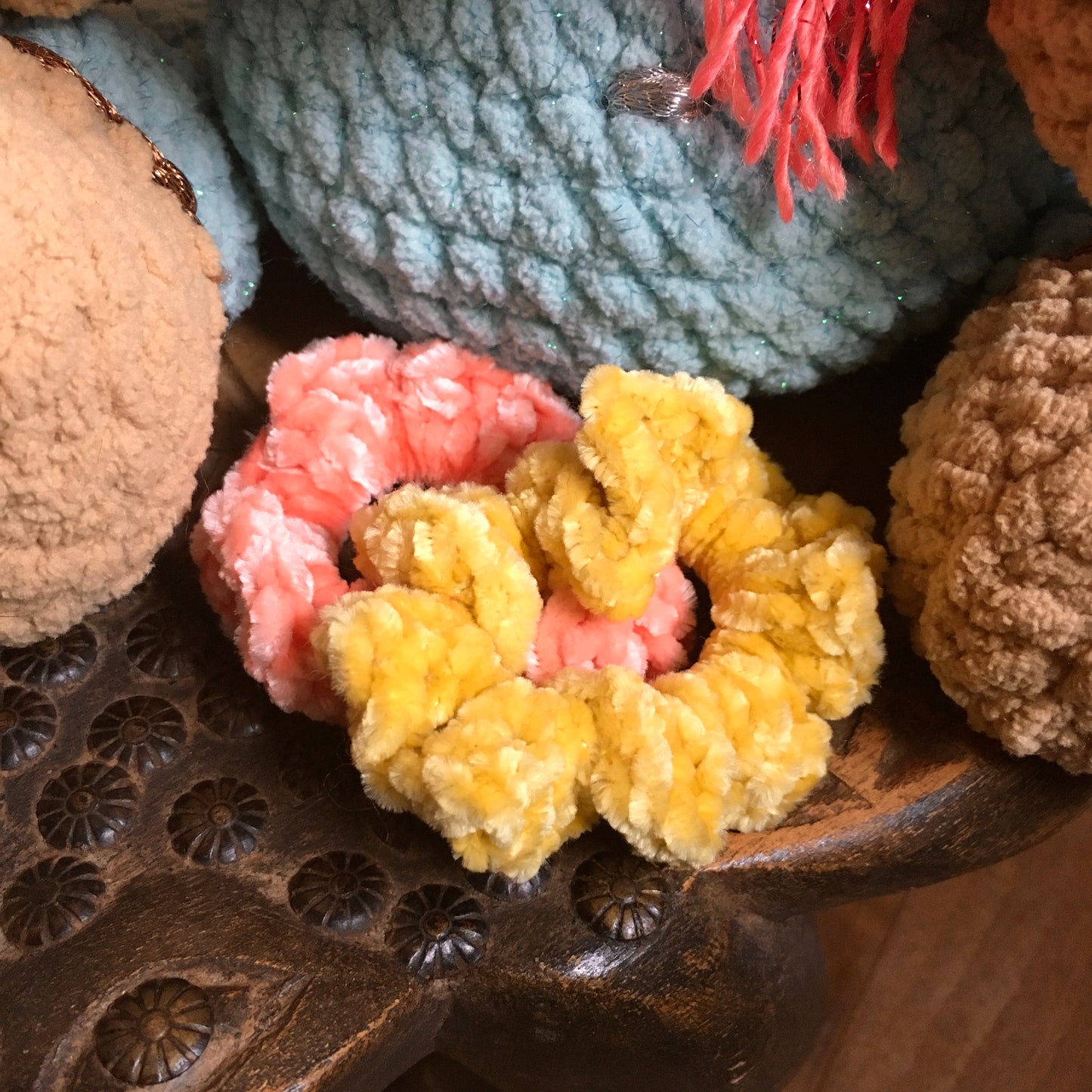 THÉA, LA LICORNE BLING-BLING À COIFFER aux couleurs bleu scintillantes et beige, cadeau unique très girly, Peut être personnalisée en TOUTOU DE NAISSANCE