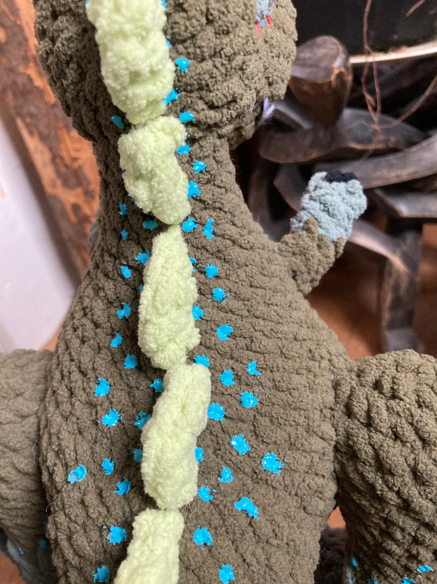 REX LE T-REX à grosse bedaine, peut être personnalisé en TOUTOU DE NAISSANCE