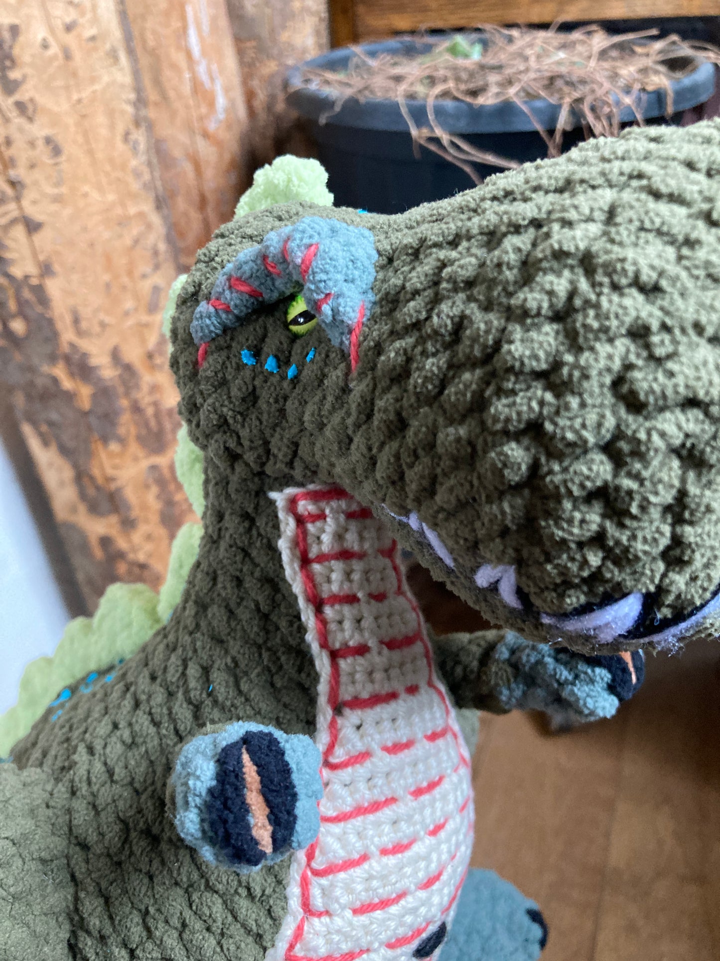 REX LE T-REX à grosse bedaine, peut être personnalisé en TOUTOU DE NAISSANCE