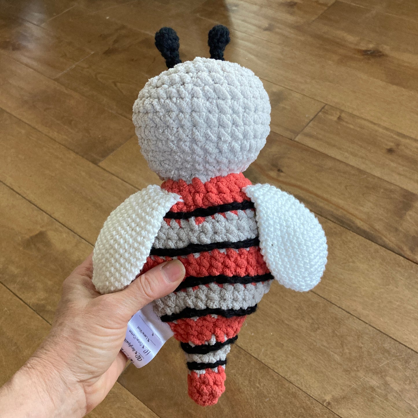 BEEBEE L’ABEILLE grise/rouge