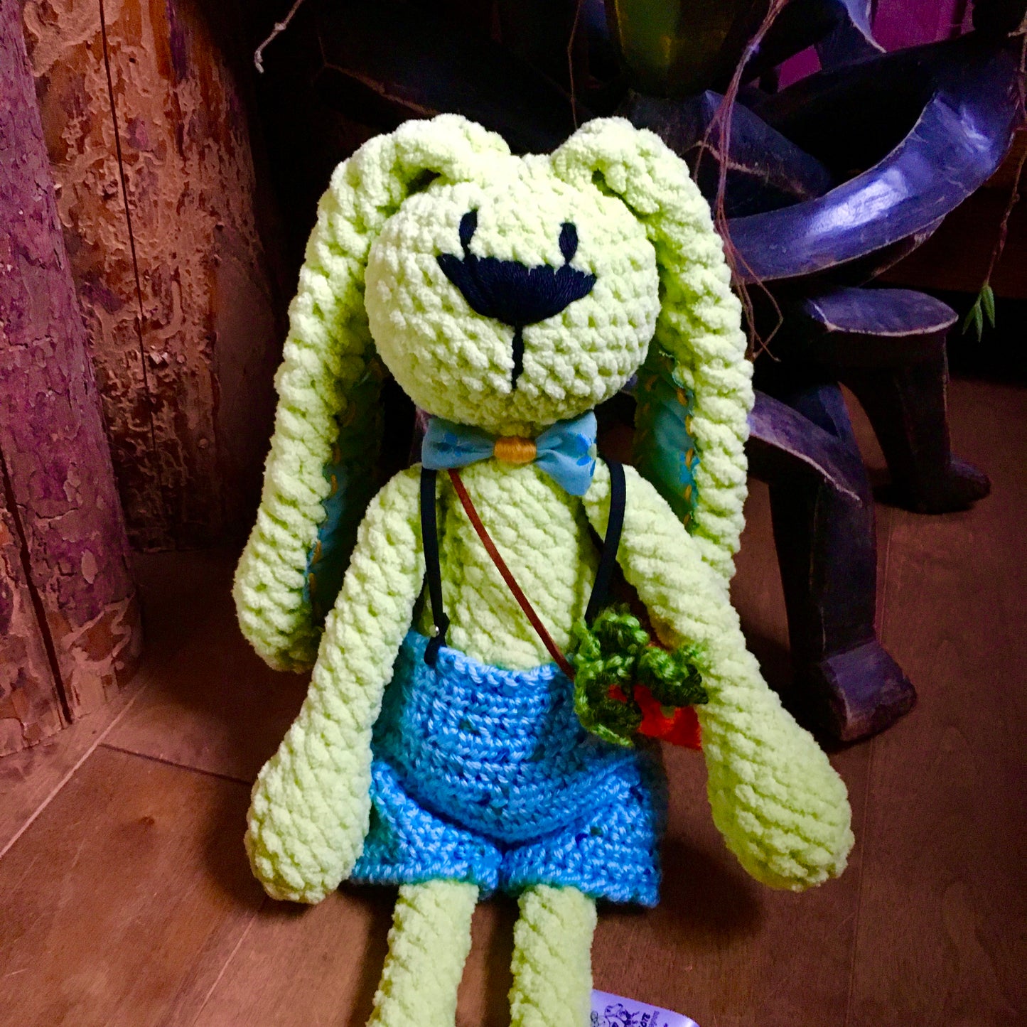 Le LAPIN CULOTTÉ VERT LIME - Peut être personnalisé en TOUTOU DE NAISSANCE