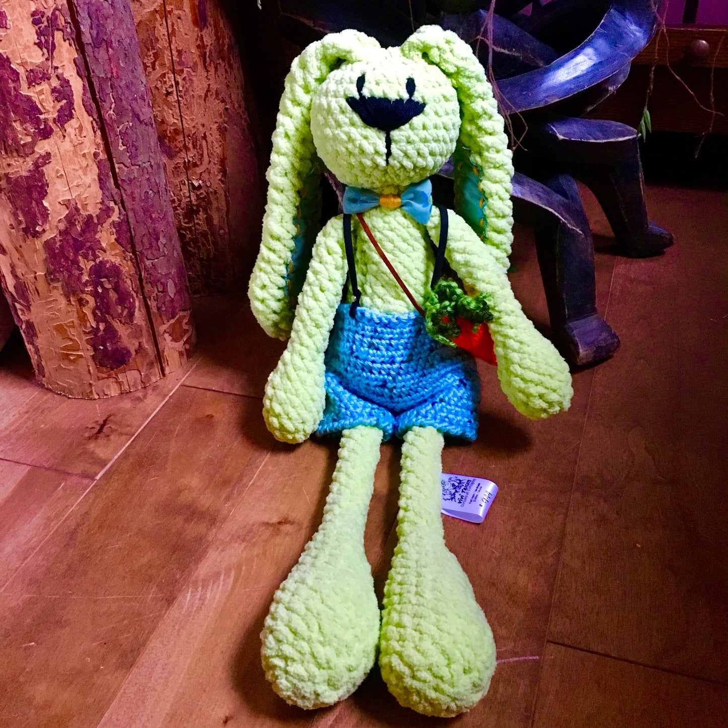 Le LAPIN CULOTTÉ VERT LIME - Peut être personnalisé en TOUTOU DE NAISSANCE