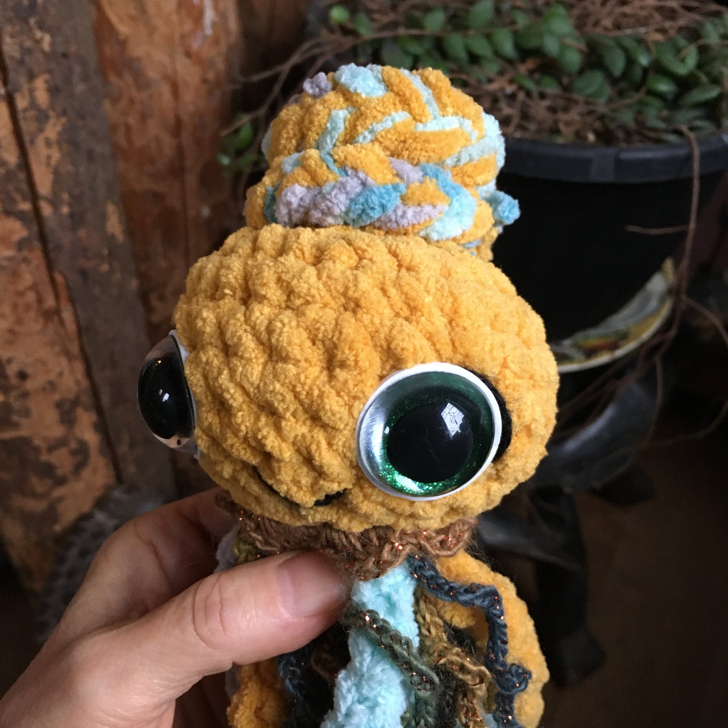 MÉDO THE MEDUSA - Amigurumi RATTLE #956
