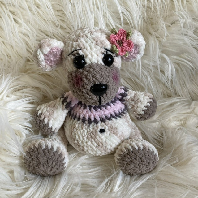 Special order Micheline Côté - MINNIE THE POLAR BEAR