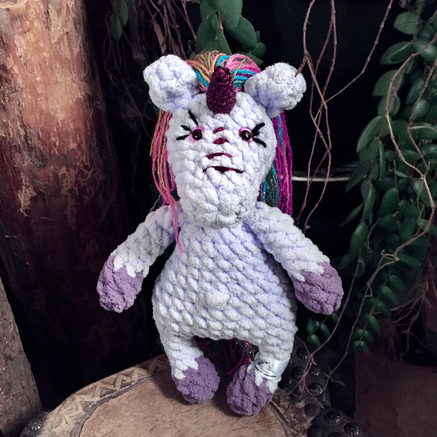 La PETITE LICORNE À COIFFER toute scintillante (Lilas et mauve)