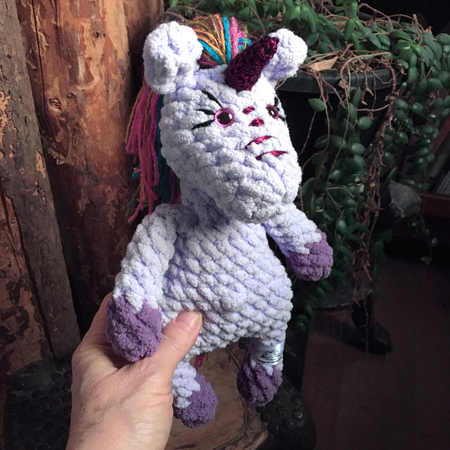 La PETITE LICORNE À COIFFER toute scintillante (Lilas et mauve)