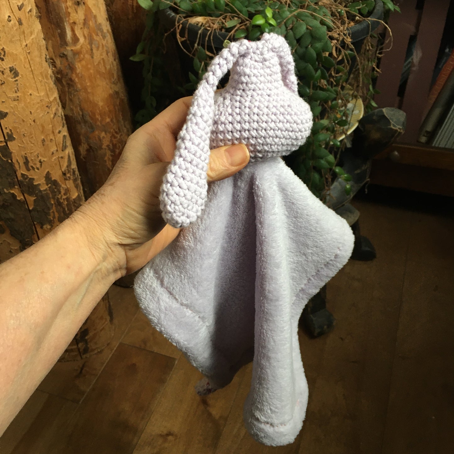 BUNNY RATTLE softie-blankie (881) Contain organic cotton