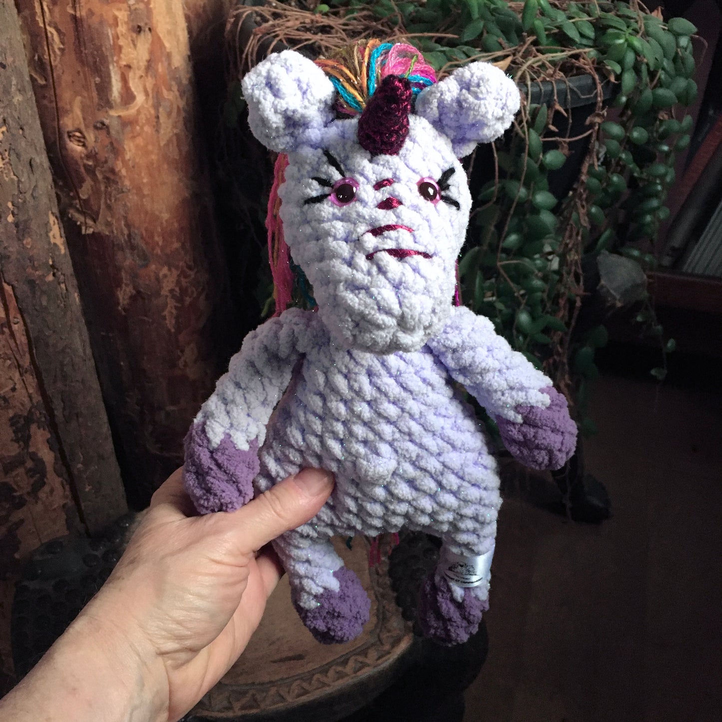 La PETITE LICORNE À COIFFER toute scintillante (Lilas et mauve)