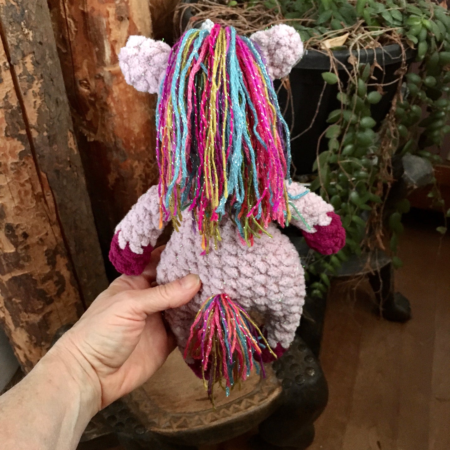 La PETITE LICORNE À COIFFER toute scintillante (Rose et Fuchsia)