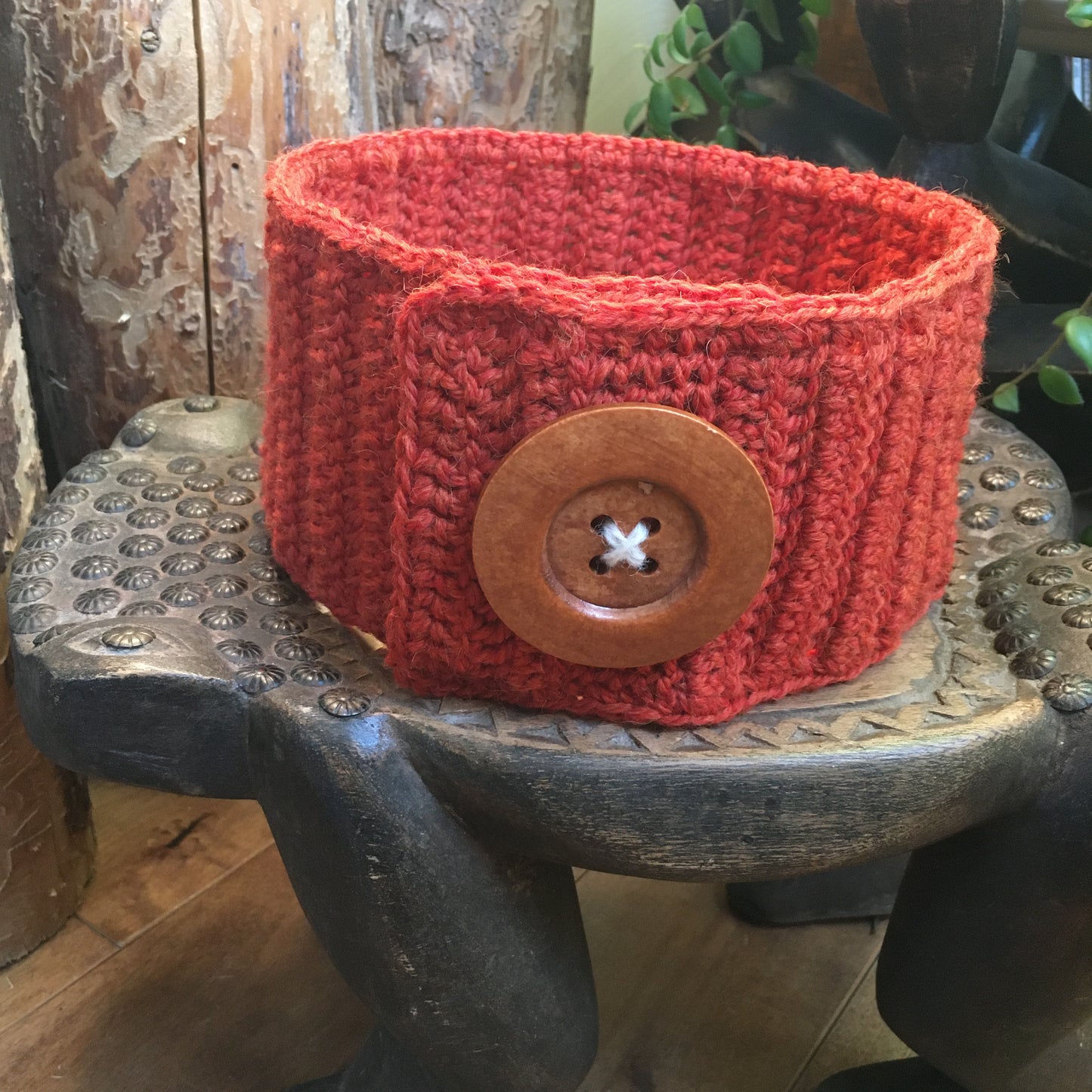BUTTON COLLAR 100% chemically untreated wool