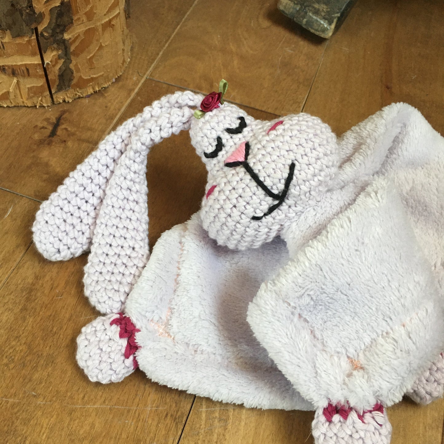 BUNNY RATTLE softie-blankie (881) Contain organic cotton