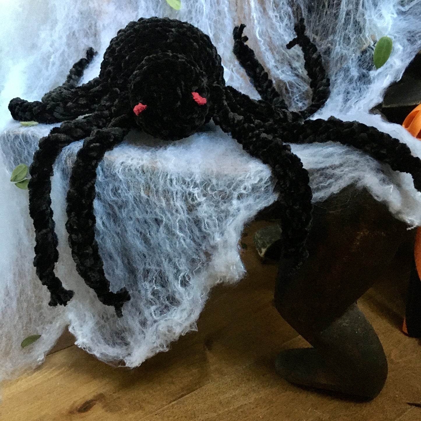 MIMI SPIDER VELVET - amigurumi araignée Noir