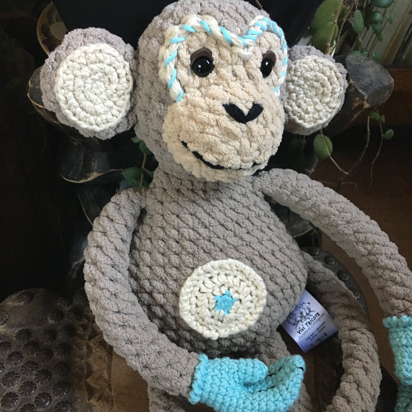 MOOKIE the funny little monkey - milk chocolate and blue