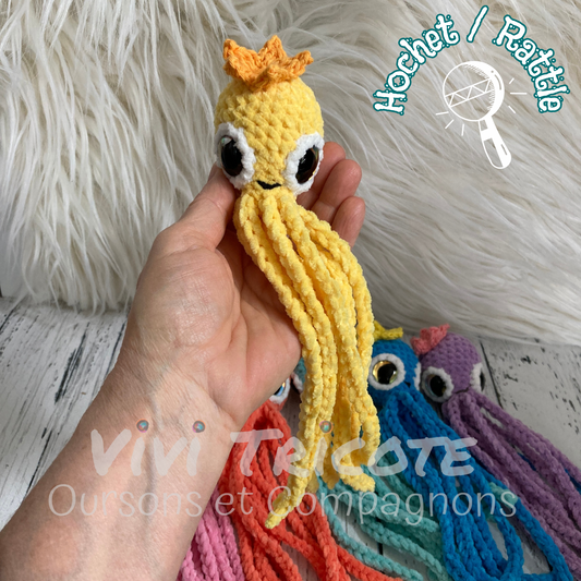 MINI OLLIE LA PIEUVRE - Darling Jaune - Amigurumi HOCHET avec MAGNIFIQUES YEUX IRIDESCENTS CUIVRE (#1064)
