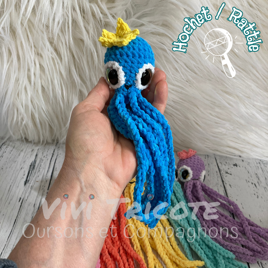 MINI OLLIE LA PIEUVRE - Darling Bleu - Amigurumi HOCHET avec MAGNIFIQUES YEUX IRIDESCENTS OR (#1066)