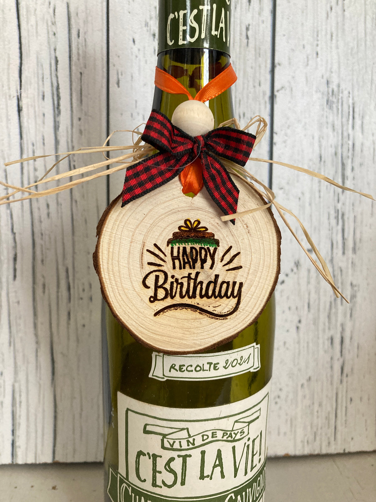 HAPPY BIRTHDAY - WOODEN LOG ORNAMENT (5-6 cm)