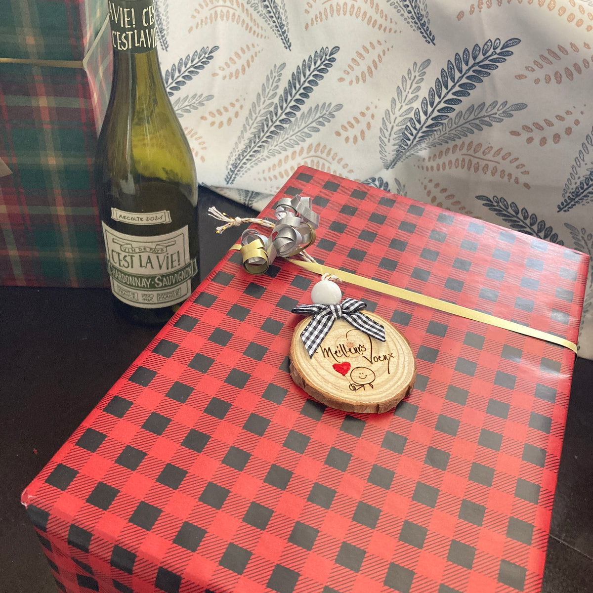 BEST WISHES - WOODEN LOG ORNAMENT (5-6 cm)
