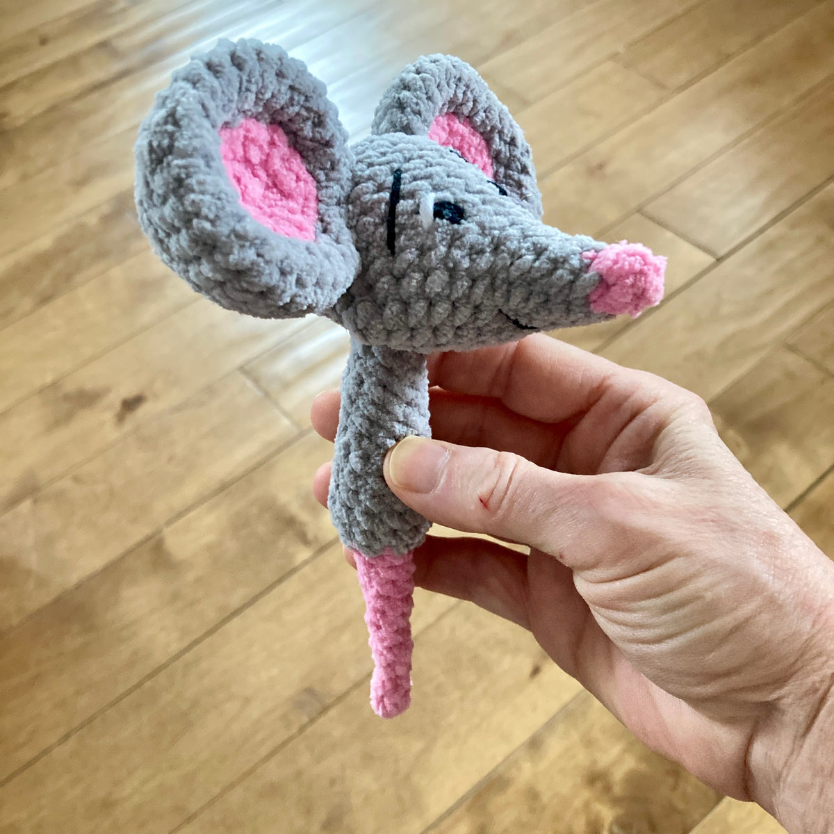 BRIE THE RATTLING MOUSE