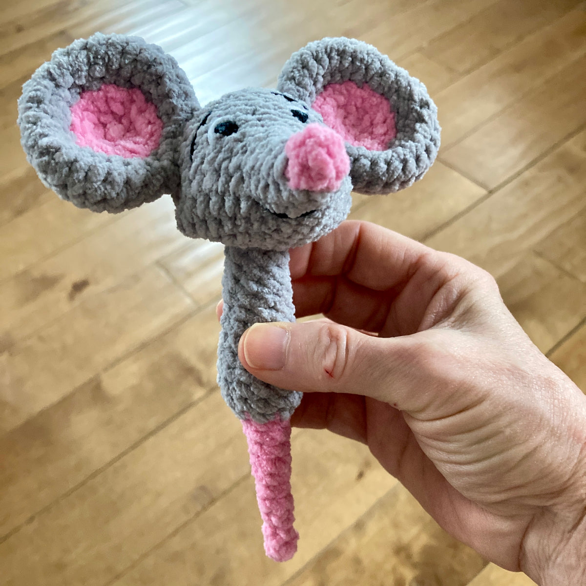 BRIE THE RATTLING MOUSE