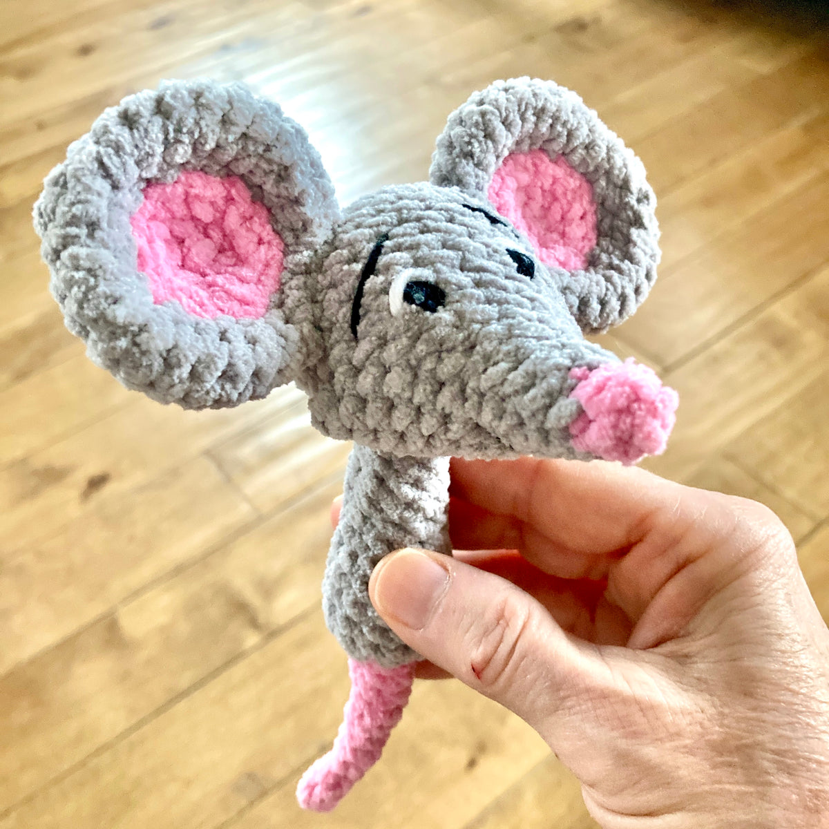 BRIE THE RATTLING MOUSE
