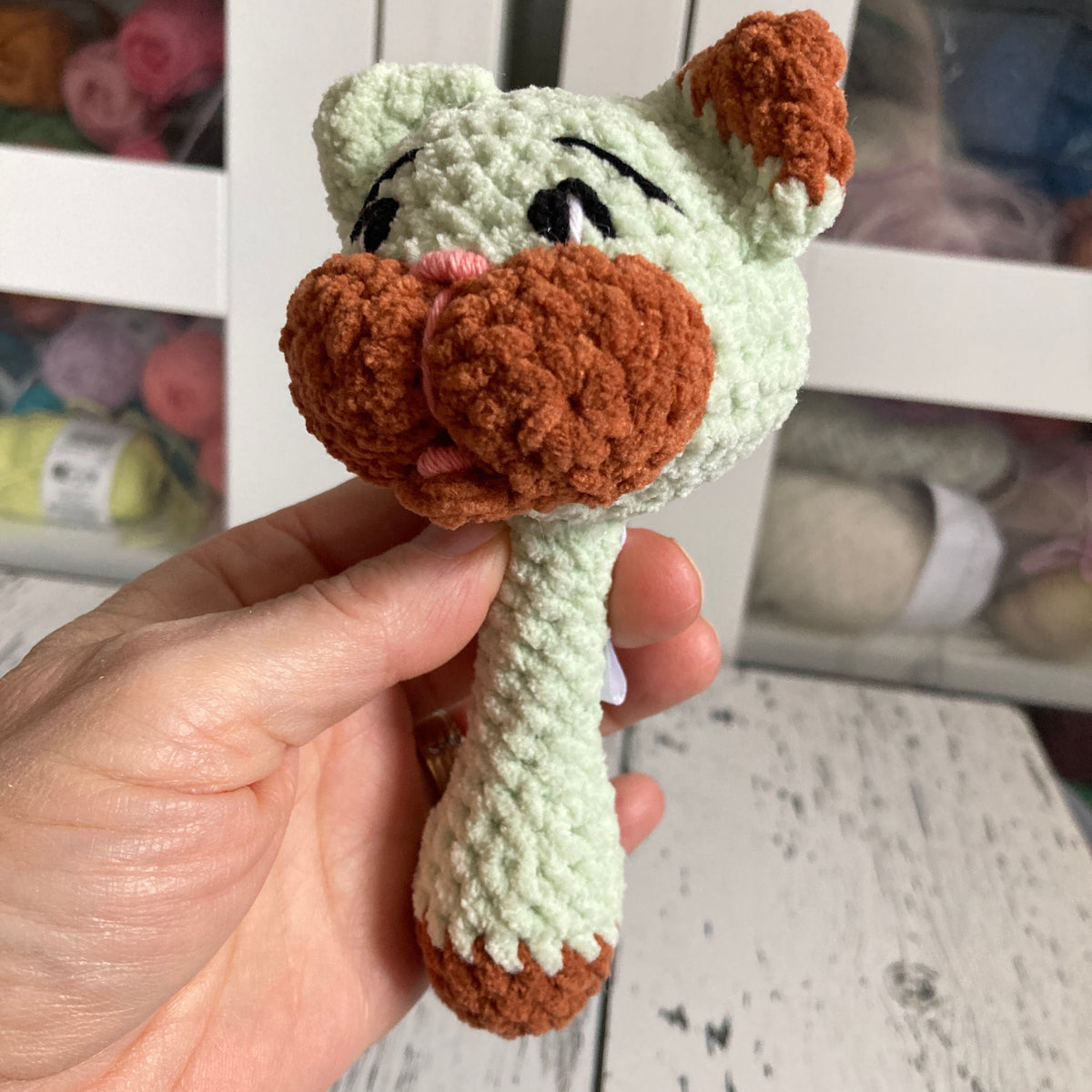 BONO the jade green/brown mini-KITTEN - RATTLE (1165)