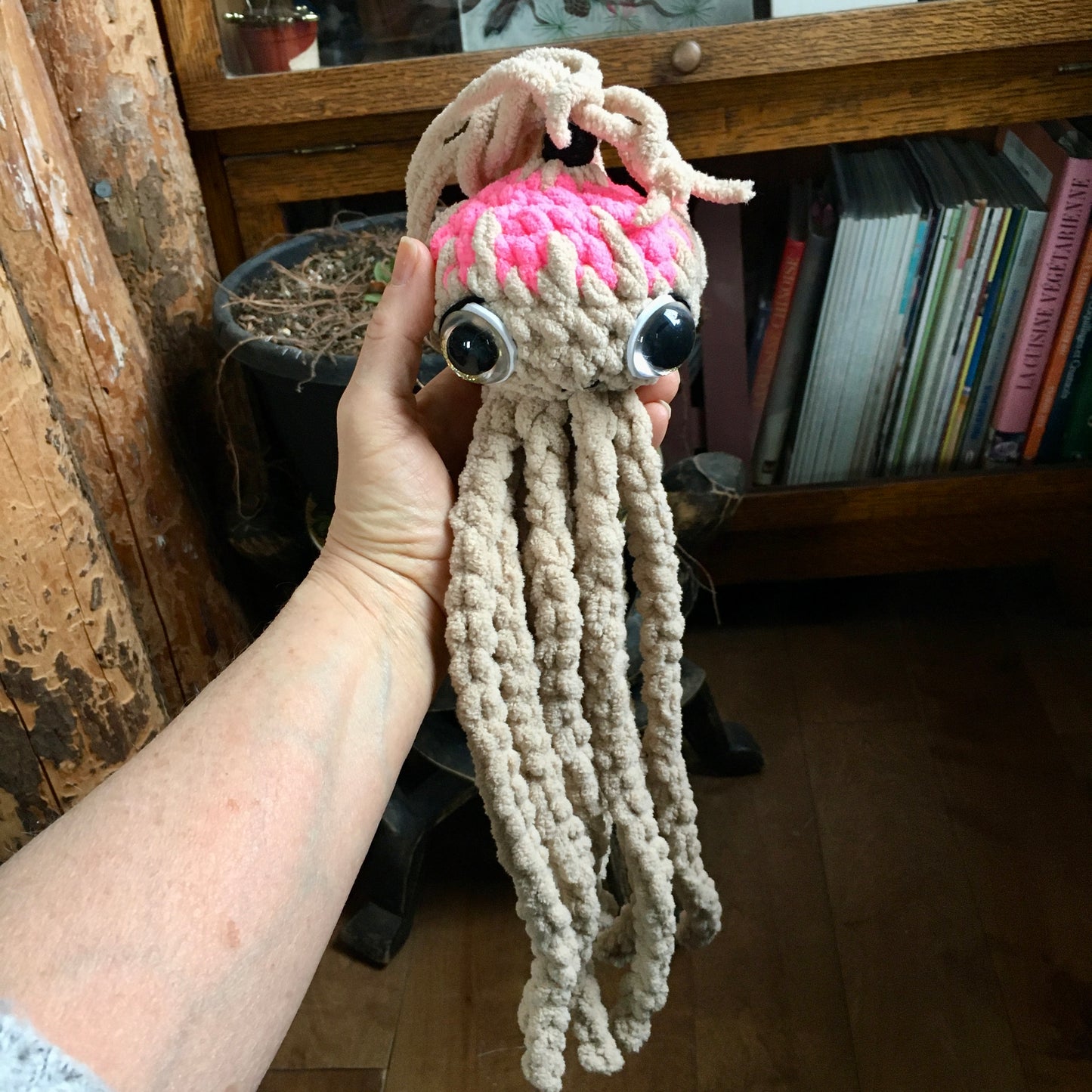 OCTO THE OCTOPUS - Amigurumi RATTLE #930