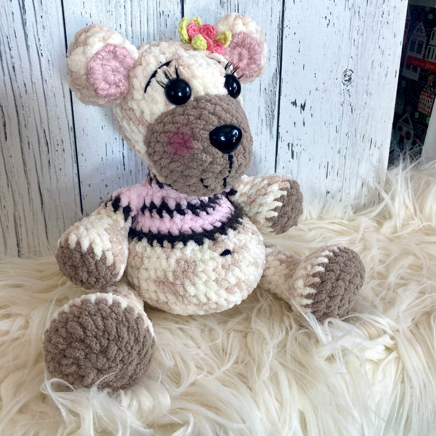 MINNIE THE POLAR BEAR - amigurumi with big belly - can be personalized as a BIRTH PLUSH (Copy)