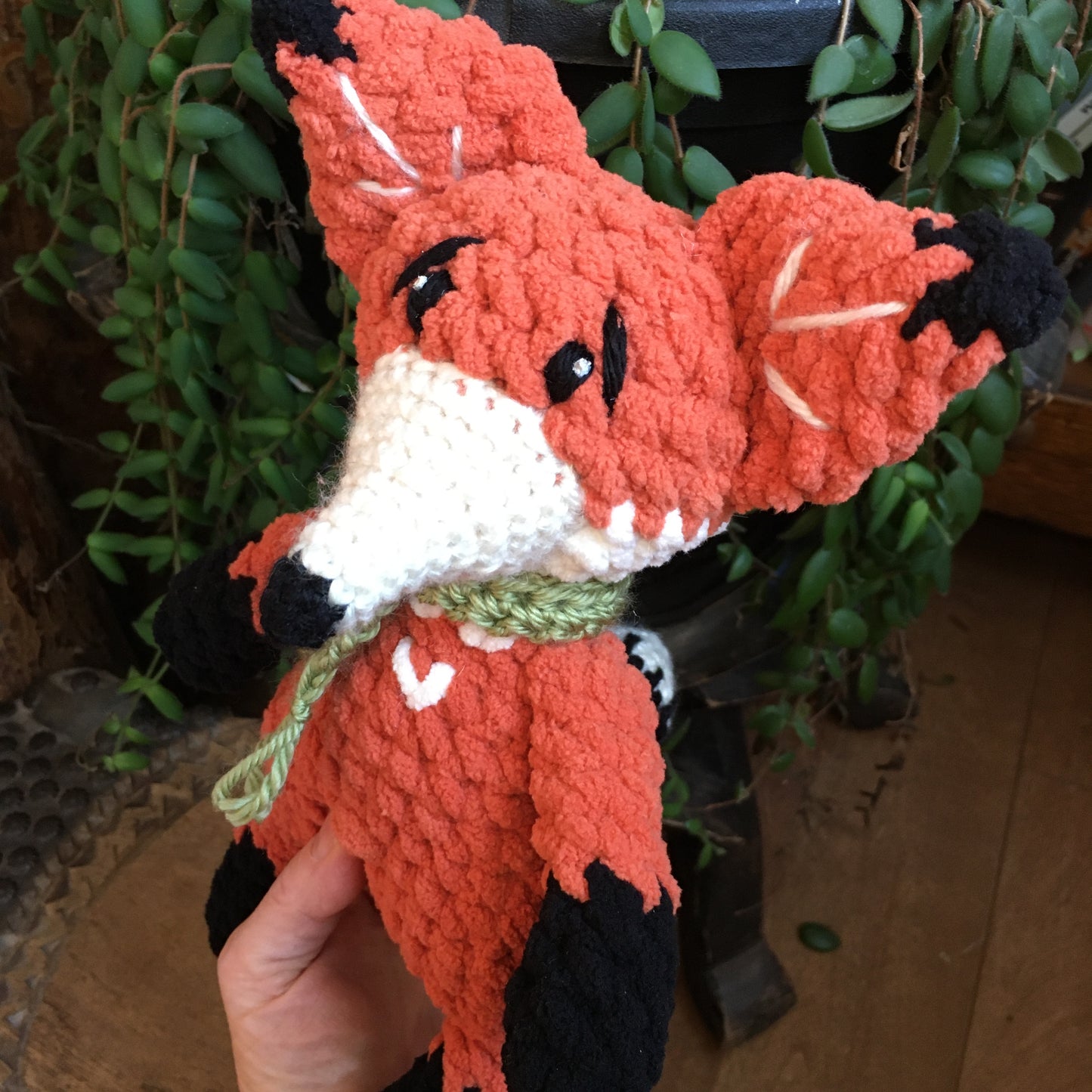 Renardo the little red fox