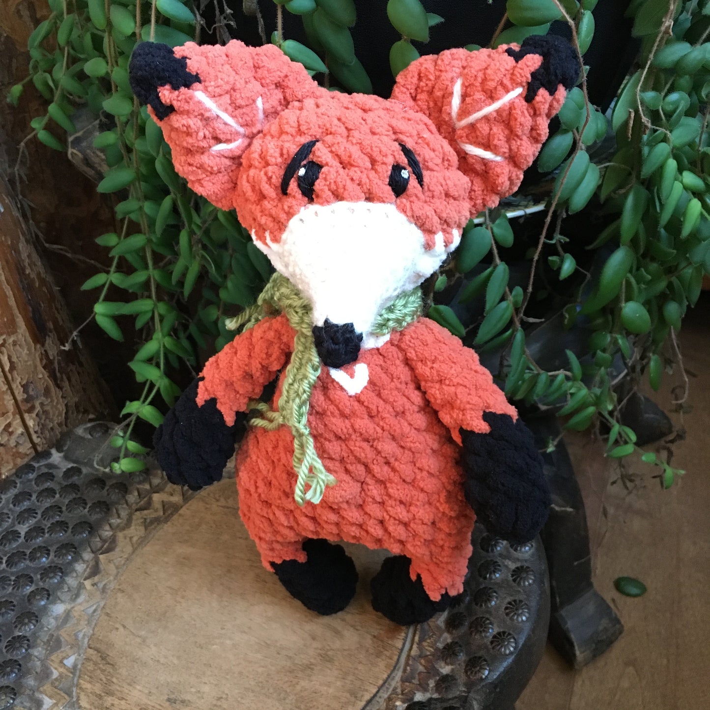 Renardo the little red fox