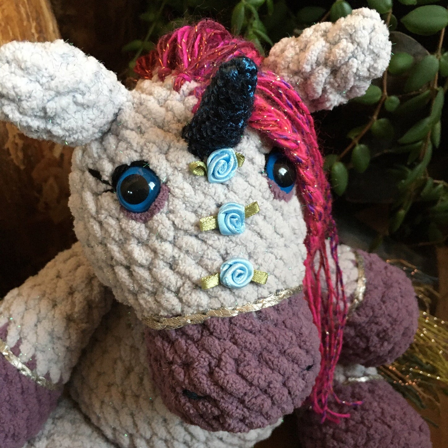 TESSA, THE BLING-BLING UNICORN TO BE HOODED in shimmering gray and mauve colors, very girly unique gift, Can be personalized as a BIRTH plushies.