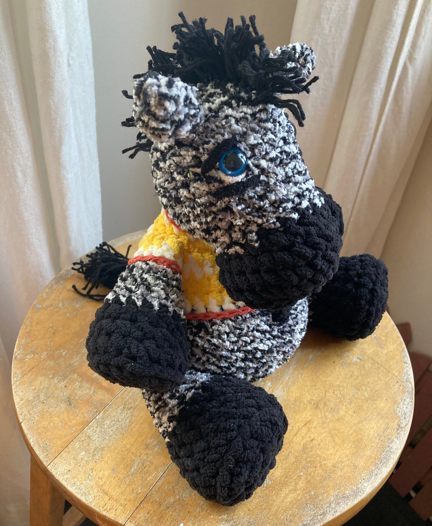 Zébulon The little big belly zebra, hand fain with crochet fain, can be personalized in doggies